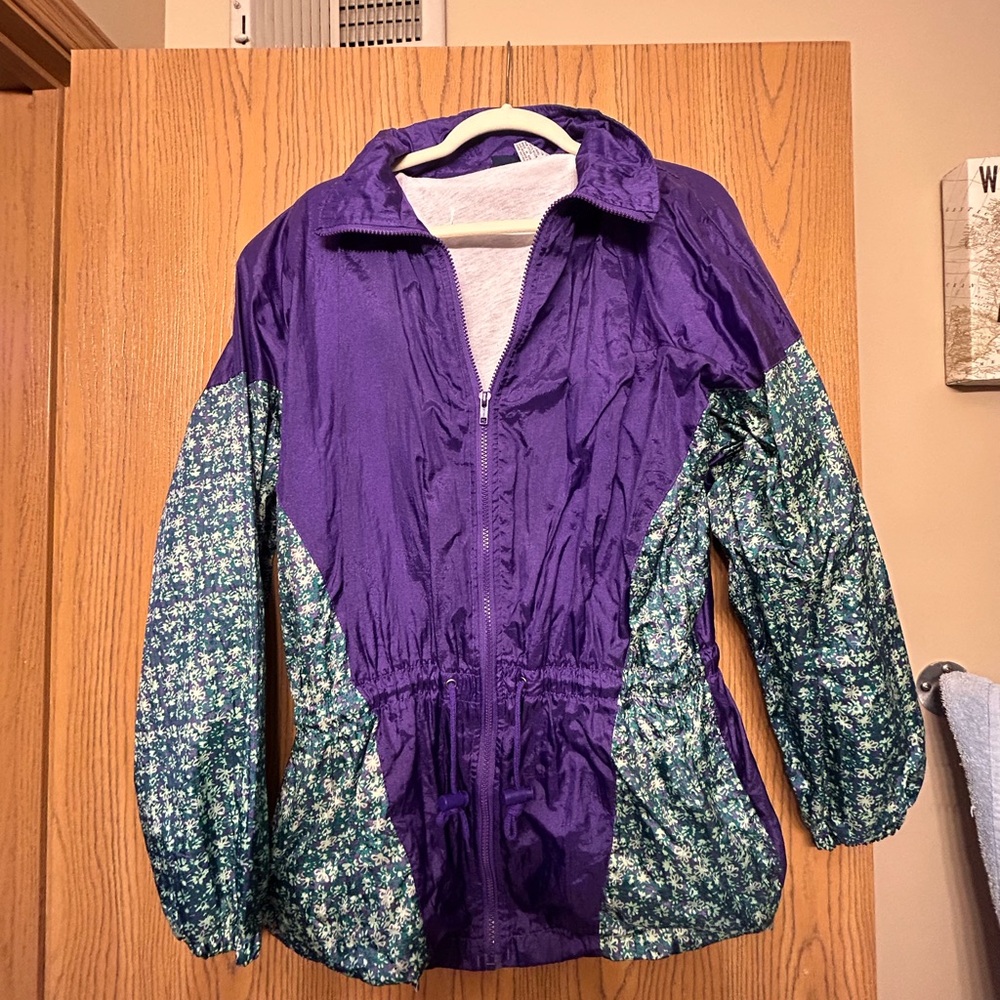 Vintage 1980/90’s nylon jacket